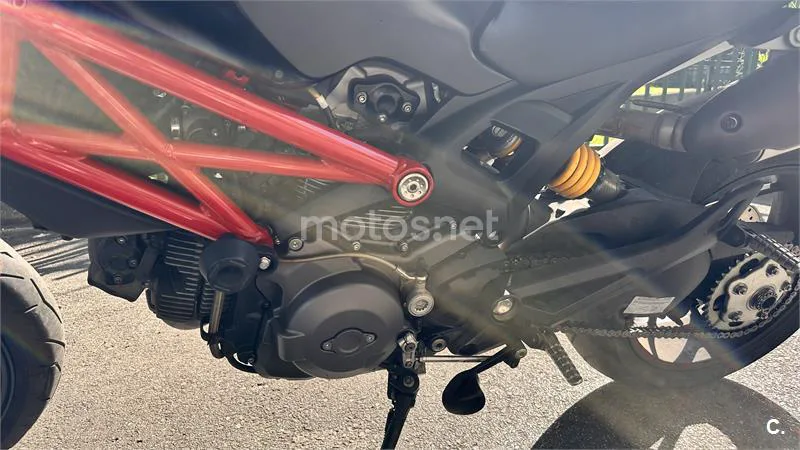 Ducati Monster 796 – Vista 9