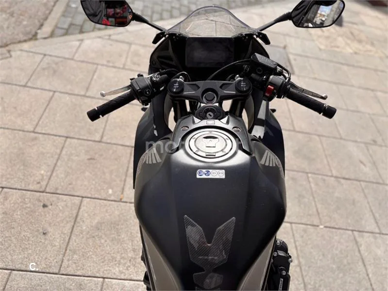 Honda CBR 650 R – Vista 13