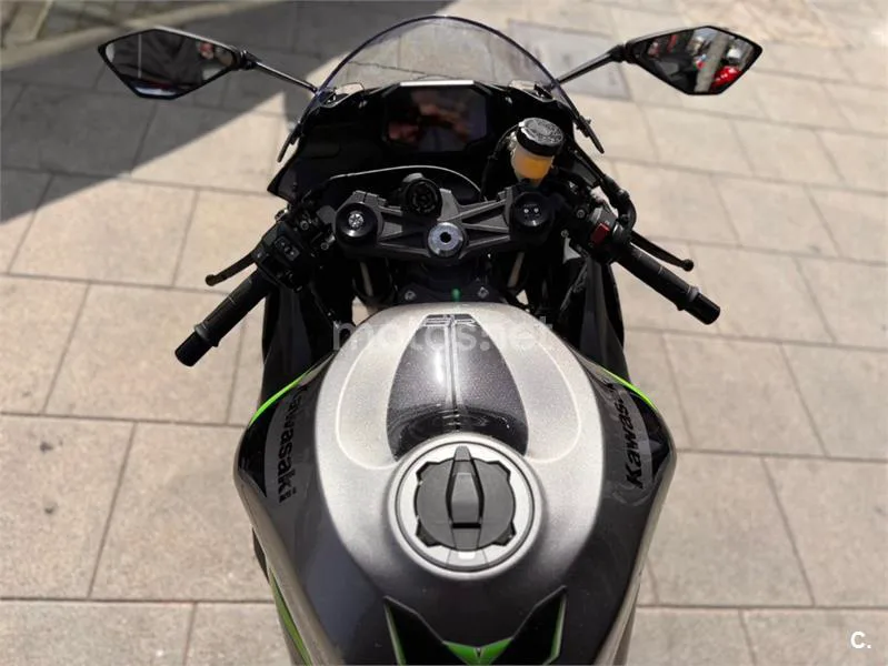 Kawasaki Ninja ZX-6R – Vista 13
