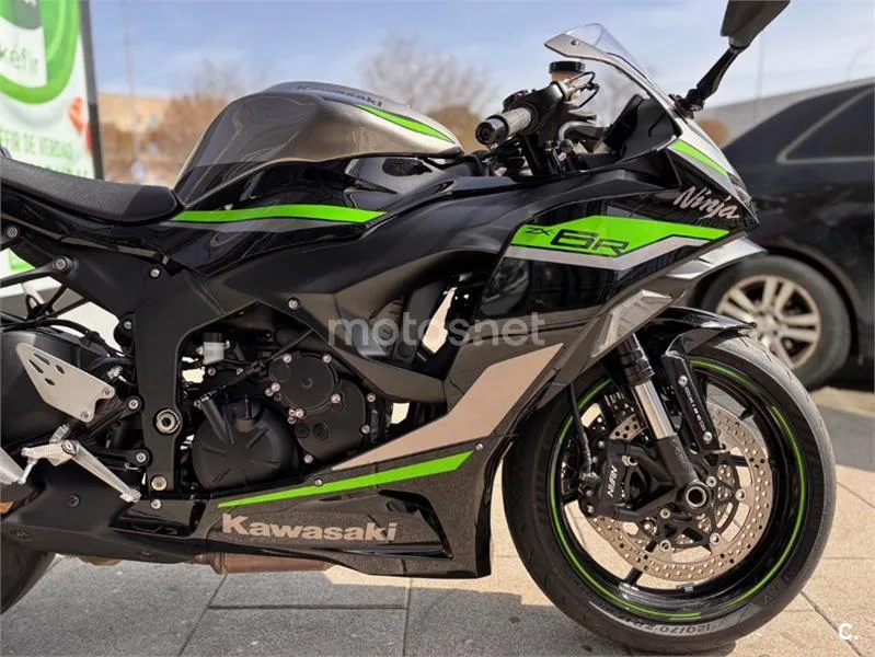 Kawasaki Ninja ZX-6R – Vista 8