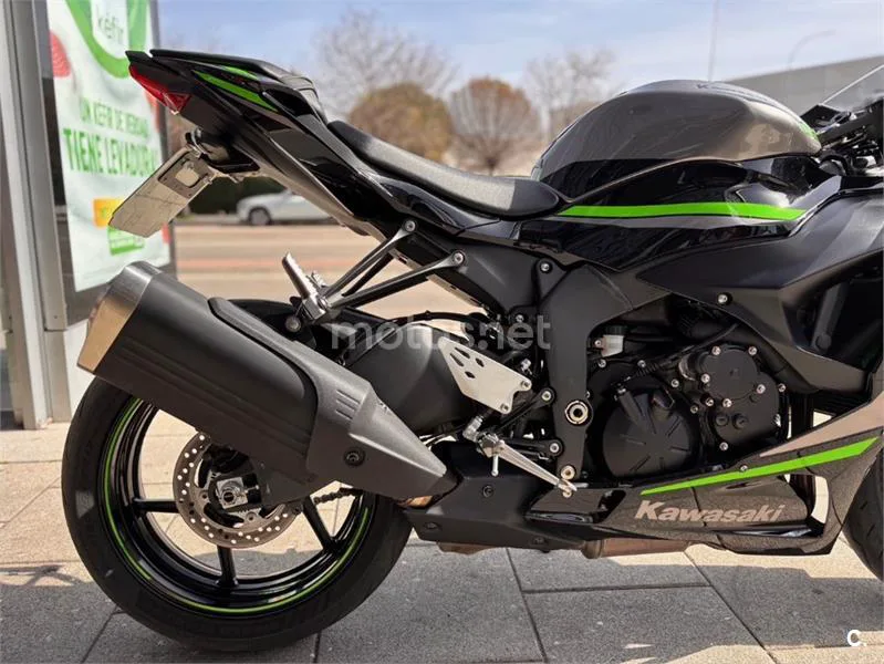 Kawasaki Ninja ZX-6R – Vista 9