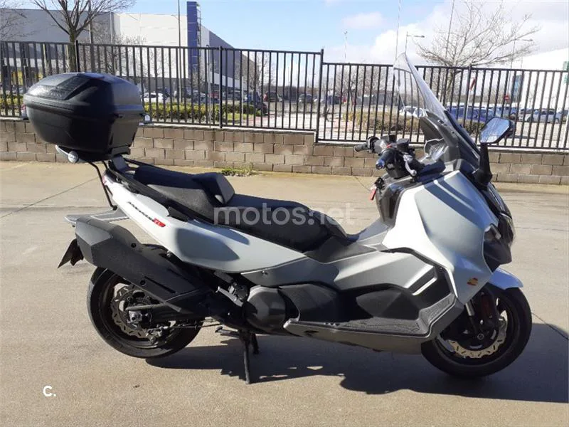 SYM Maxsym TL 500 – Vista 5