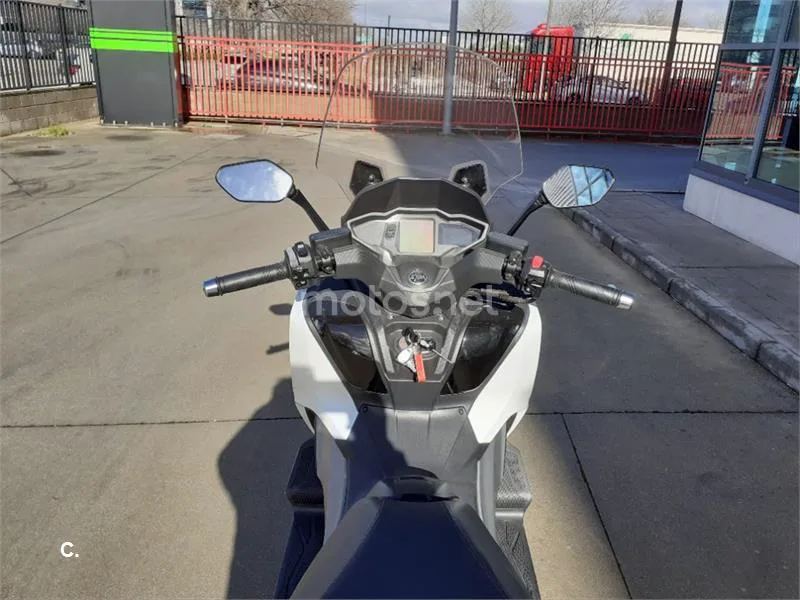 SYM Maxsym TL 500 – Vista 7