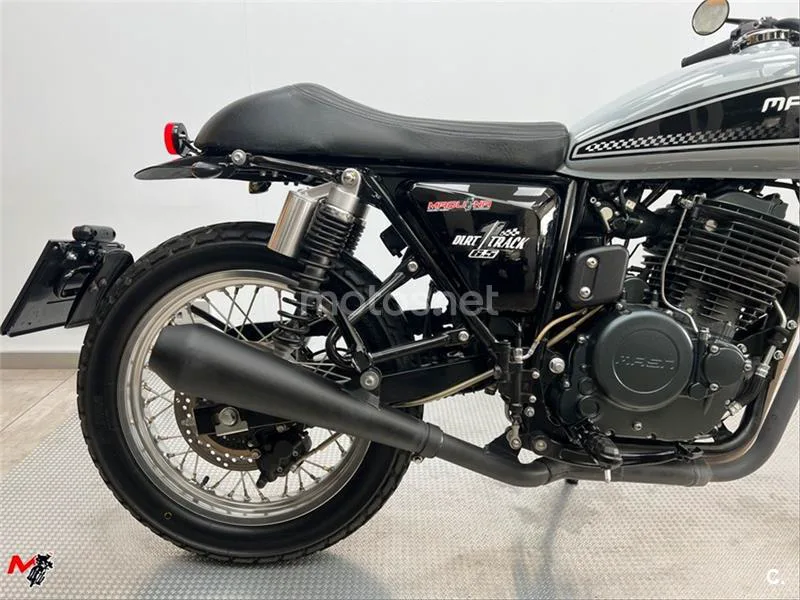 MASH Cafe Racer – Vista 4