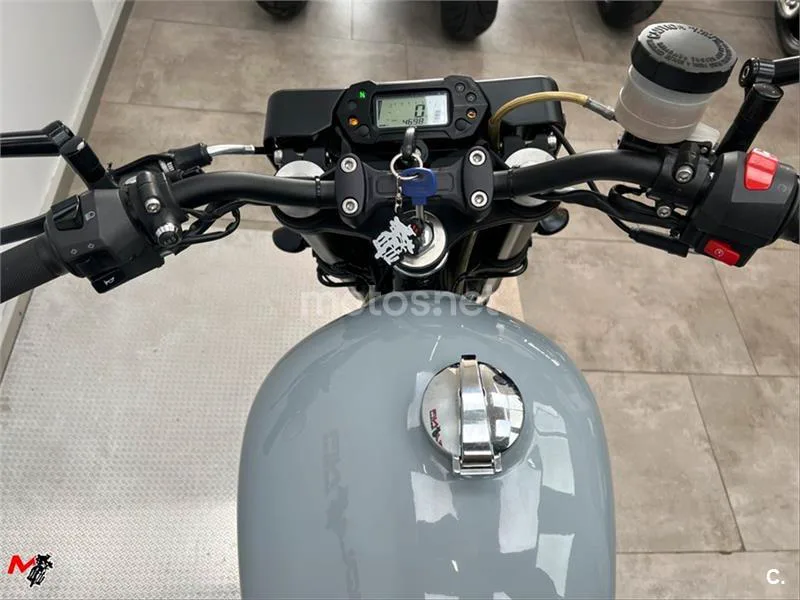 MASH Cafe Racer – Vista 7