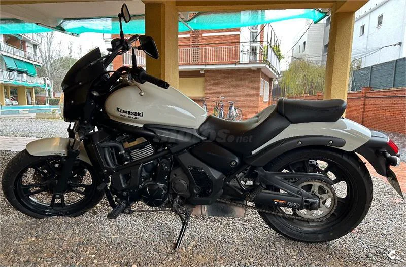 Kawasaki Vulcan S – Vista 4