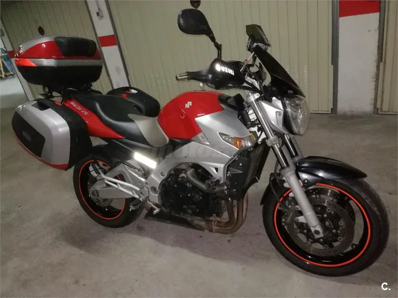 Suzuki GSR 600 – Vista 4