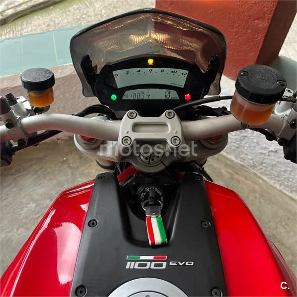 Ducati Monster 1100 Evo – Vista 10