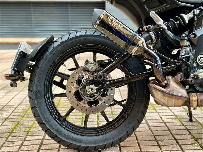 Indian FTR 1200 – Vista 15