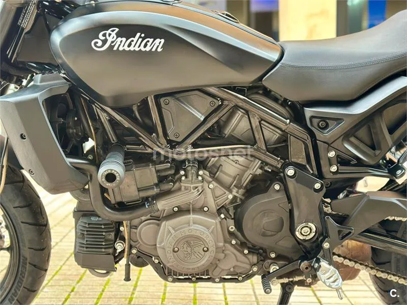 Indian FTR 1200 – Vista 18