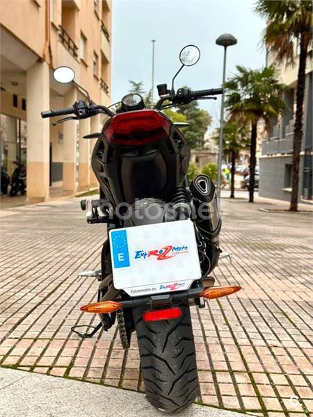 Indian FTR 1200 – Vista 25