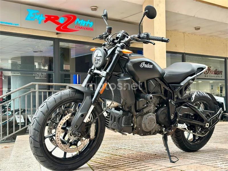 Indian FTR 1200 – Vista 27