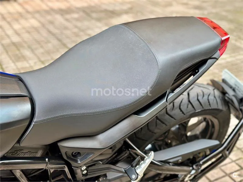 Indian FTR 1200 – Vista 32