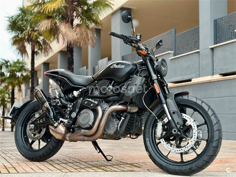Indian FTR 1200 – Vista 36
