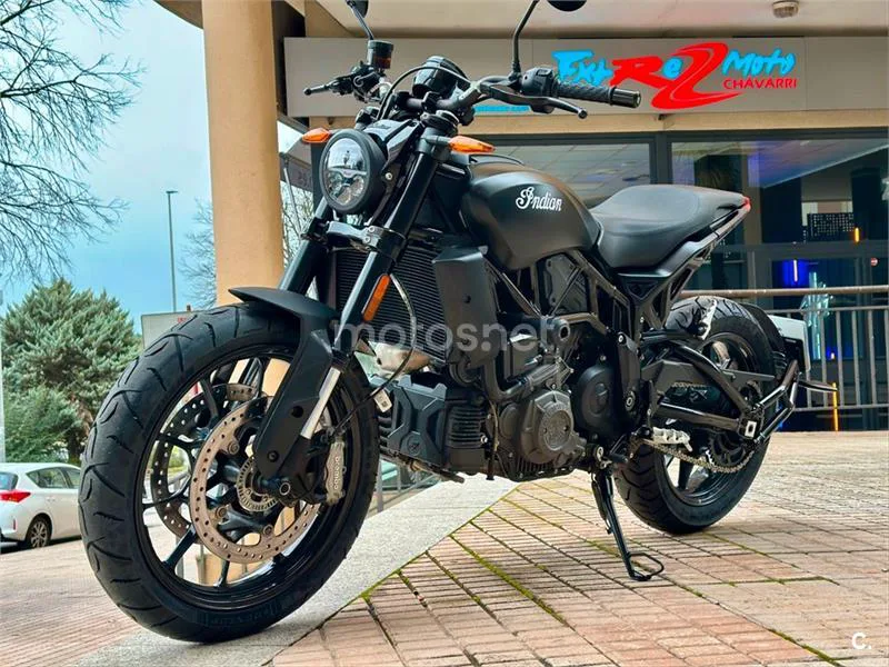 Indian FTR 1200 – Vista 41