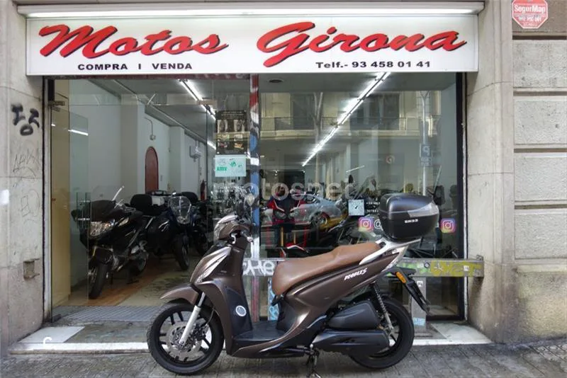 Kymco People S 125 – Vista 15