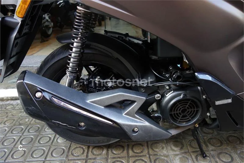 Kymco People S 125 – Vista 5