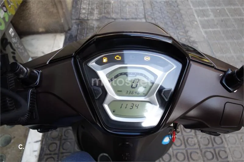Kymco People S 125 – Vista 8