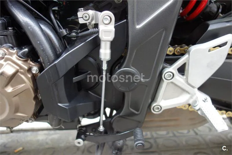 Honda CB 650 R – Vista 16