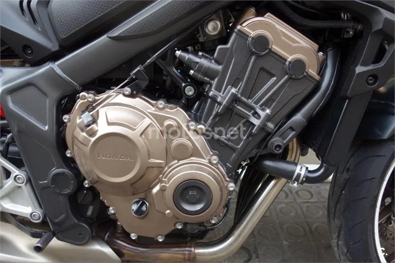 Honda CB 650 R – Vista 3