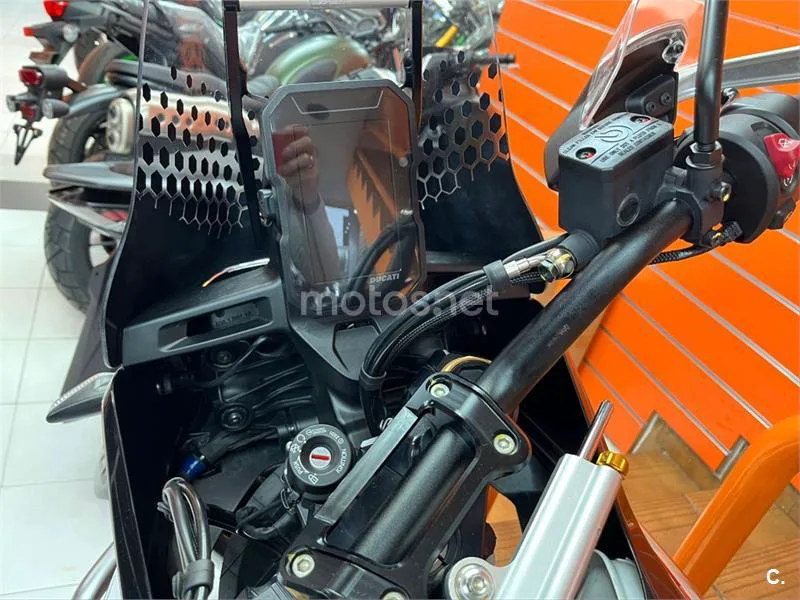 Ducati DesertX – Vista 7