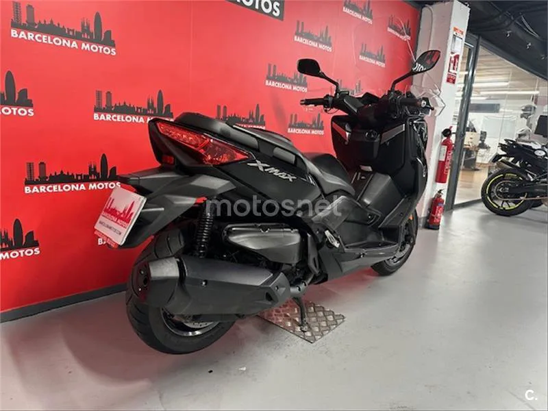 Yamaha XMAX 400 – Vista 5