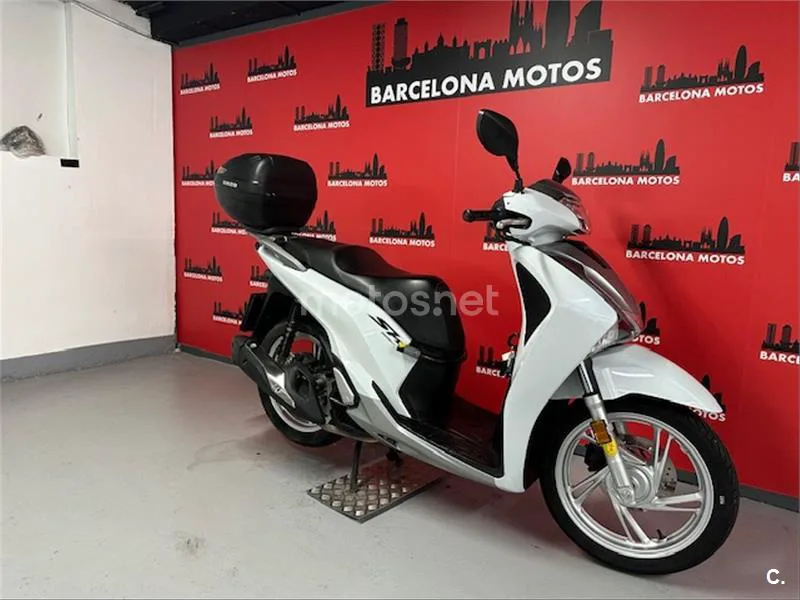 Honda SH 125i – Vista 4