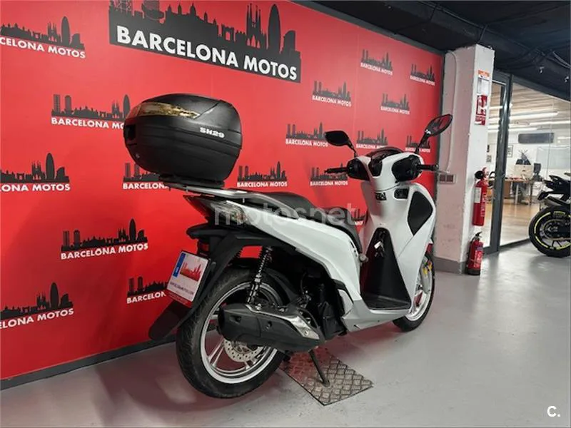 Honda SH 125i – Vista 6