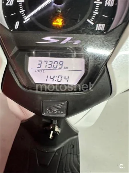 Honda SH 125i – Vista 9
