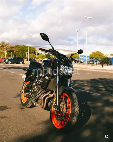 Yamaha MT-07 – Vista 2