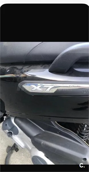 Piaggio X7 125 – Vista 3