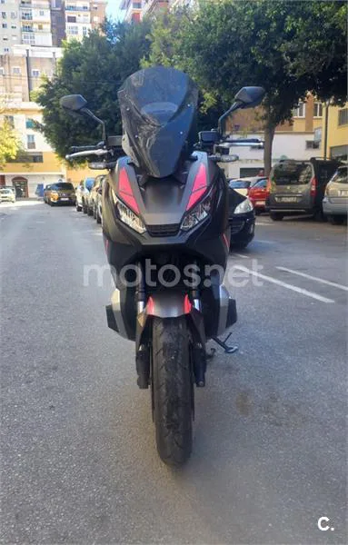 Honda X-ADV – Vista 3