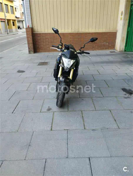 Honda CB 1000R – Vista 5