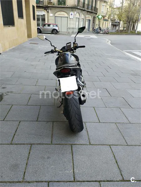 Honda CB 1000R – Vista 6