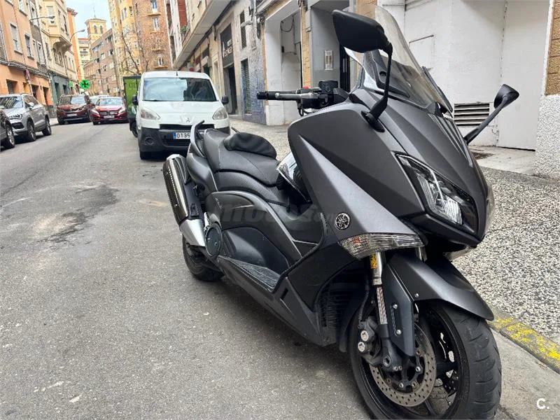 Yamaha TMAX 530 – Vista 3