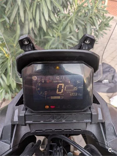 Honda ADV 350 – Vista 7