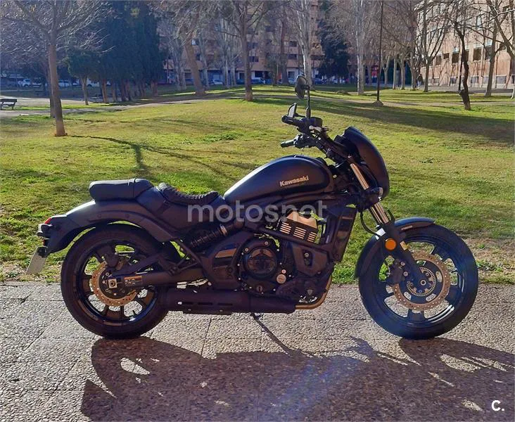 Kawasaki Vulcan S – Vista 3