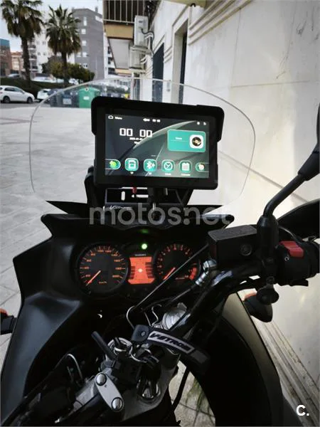 Suzuki V-Strom 650 – Vista 12