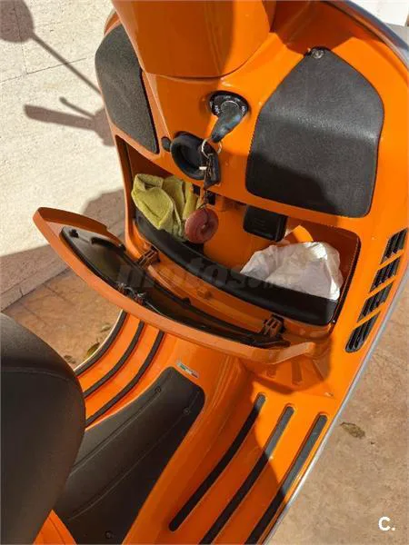 Vespa GTS 300 ie SuperSport – Vista 4