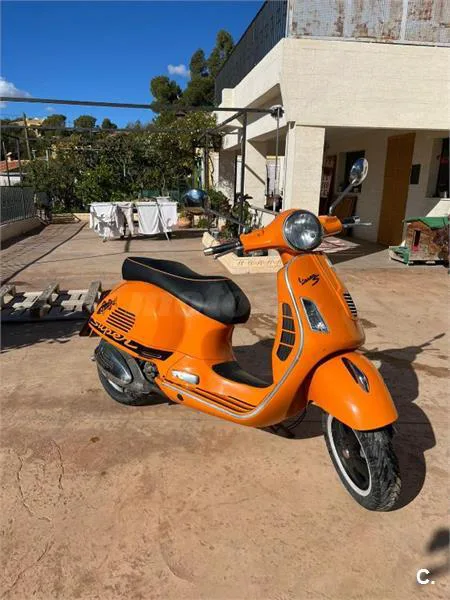 Vespa GTS 300 ie SuperSport – Vista 5