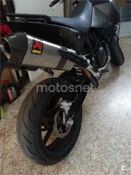 KTM 690 SMC R – Vista 2