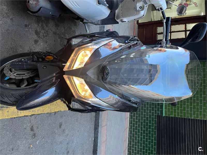Kymco Grand Dink 125 2400 € 2017 Granada - 1