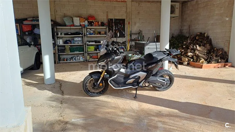 Honda X-ADV – Vista 7