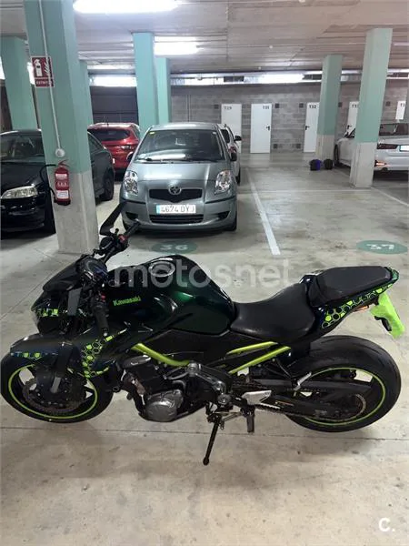 Kawasaki Z 900 – Vista 3