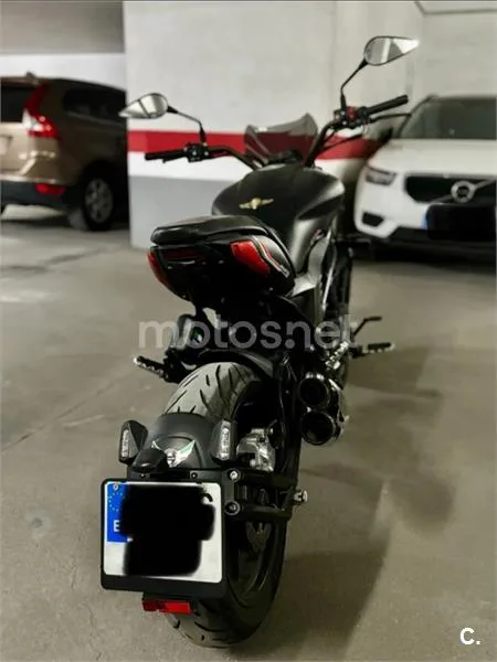 Benelli 502 C – Vista 3