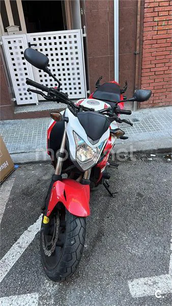 Honda CB 500 F – Vista 3