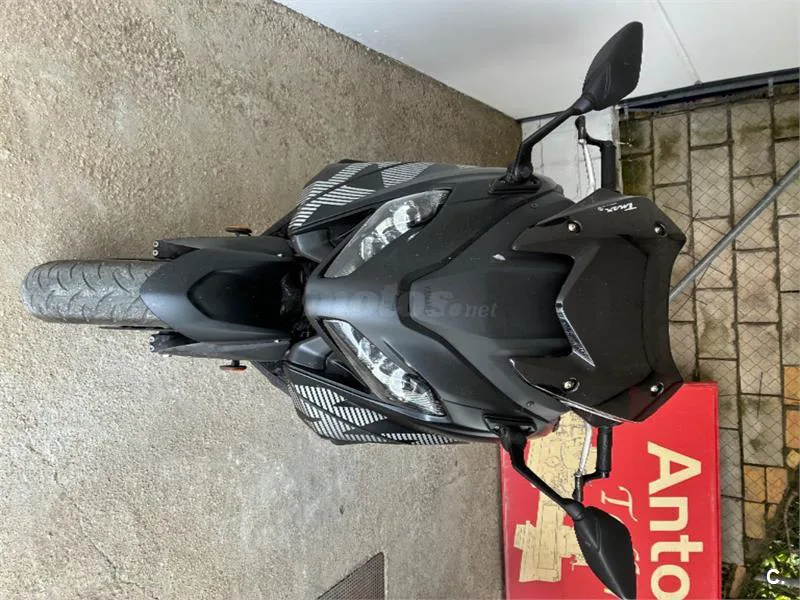 Yamaha TMAX – Vista 2