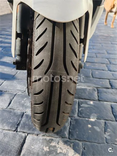 Kymco Xciting 400i – Vista 6