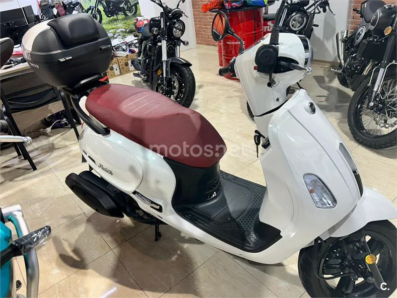 SYM Fiddle 125 – Vista 3