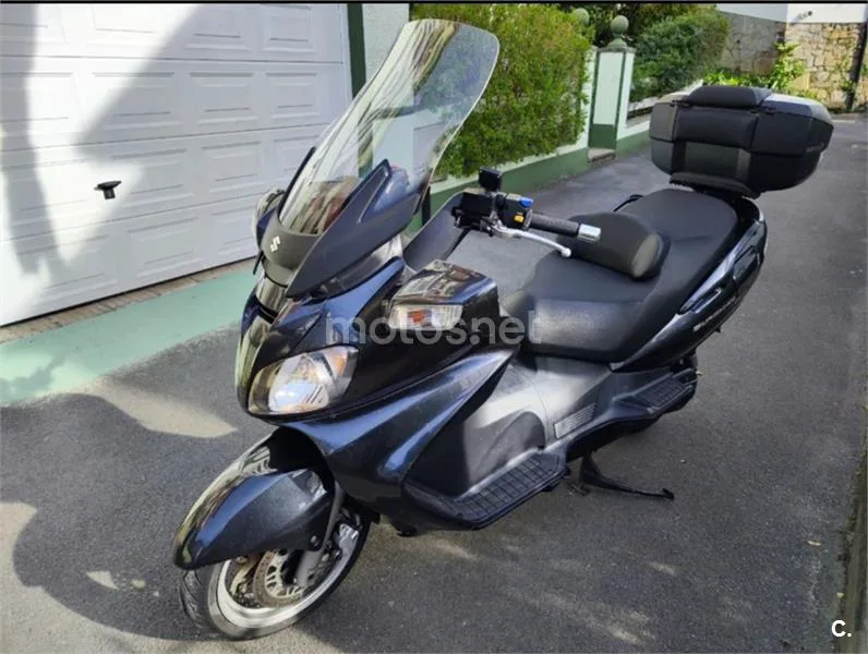 Suzuki Burgman 650 Executive – Vista 5